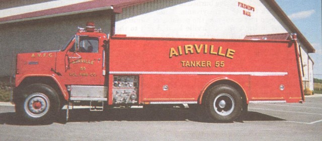 Old Tanker 4-9 at it's current home in Airville, York County, PA. (Phil Golden photo, June 2007 Maryland Fire Dispatch)