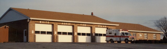 The 1989 ambulance in front of the station shortly before being replaced in 1993.